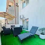 Eforooms - Si Moderne Aproape De Plaja Guest house 4*