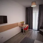 Guest house Eforooms - Si Moderne Aproape De Plaja