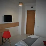 Eforooms - Si Moderne Aproape De Plaja Guest house 4*