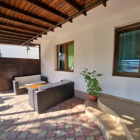 Eforooms בית הארחה 4*