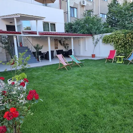 Eforooms - Si Moderne Aproape De Plaja Guest house
