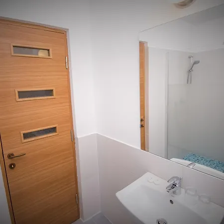 Guest house Eforooms - Si Moderne Aproape De Plaja